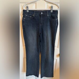 NWOT NYDJ Dark Wash Straight Leg Jeans.
Size 14 P. Distressed
